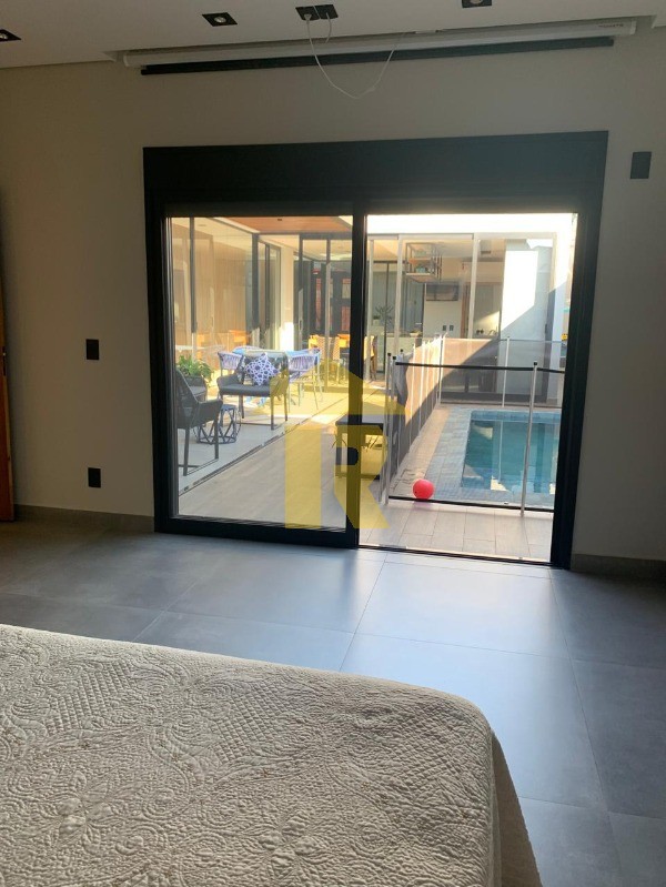 Casa de Condomínio com 3 quartos à venda, 251m² — foto 29 de 30
