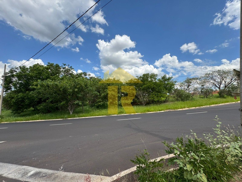 Terreno / Lote / Condomínio  à venda, 383m² — foto 6 de 11