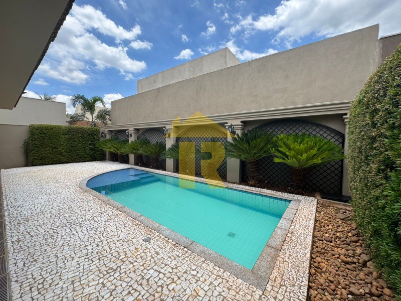 Casa de Condomínio com 3 quartos à venda, 372m² — foto 28 de 36