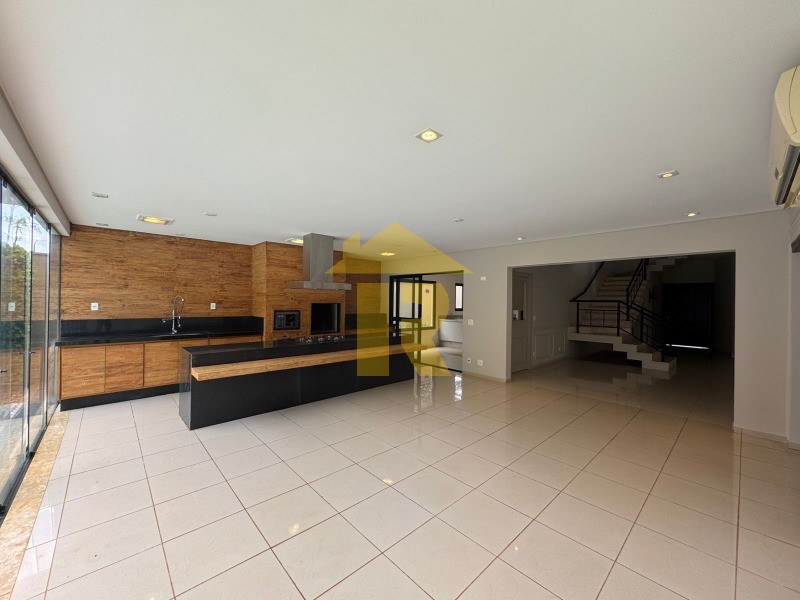 Casa de Condomínio com 3 quartos à venda, 372m² — foto 24 de 36