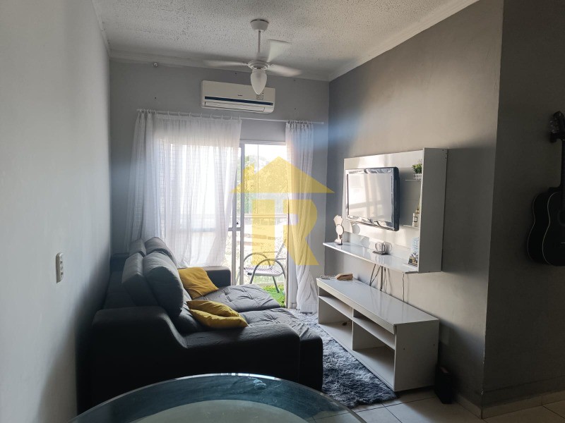 Apartamento com 2 quartos à venda, 50m² — foto 2 de 16