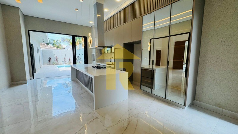 Casa de Condomínio com 3 quartos à venda, 263m² — foto 30 de 34