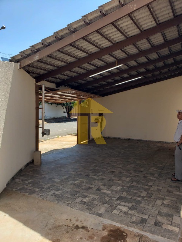 Casa com 2 quartos à venda, 100m² — foto 3 de 15