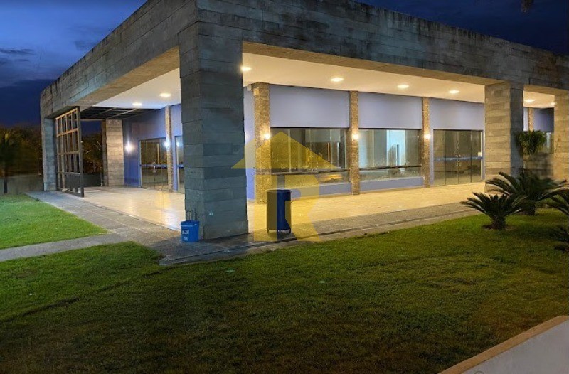 Casa de Condomínio com 3 quartos à venda, 220m² — foto 18 de 20
