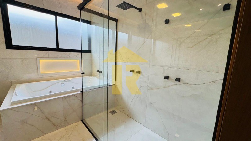 Casa de Condomínio com 3 quartos à venda, 263m² — foto 14 de 34
