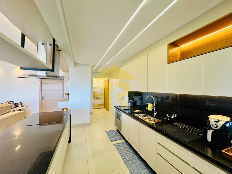 Apartamento com 3 quartos à venda, 123m² — foto 10 de 24