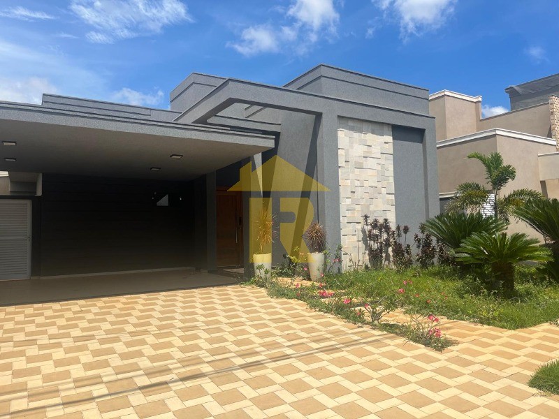 Casa de Condomínio com 4 quartos à venda e aluguel, 240m² — foto 1 de 24