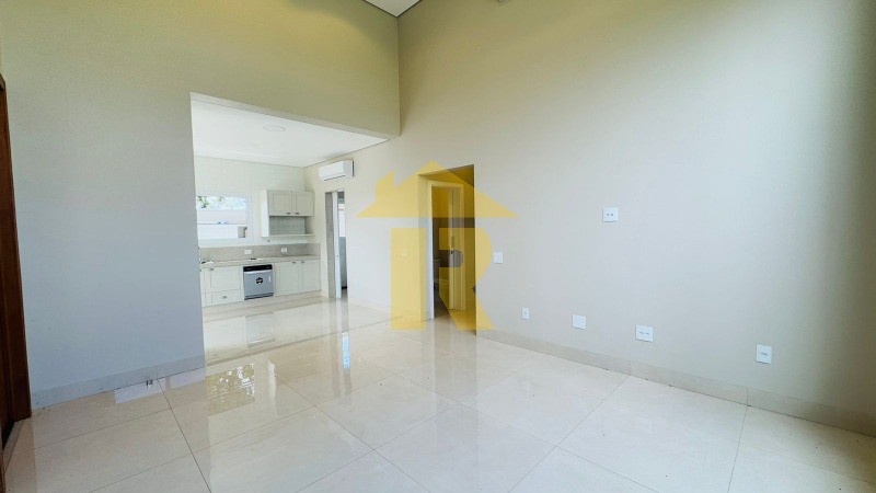 Casa de Condomínio com 3 quartos à venda, 168m² — foto 8 de 32