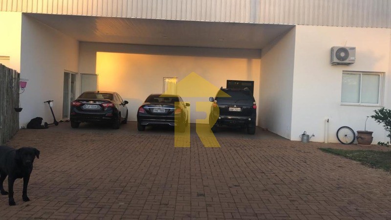 Casa de Condomínio com 4 quartos à venda, 551m² — foto 3 de 21