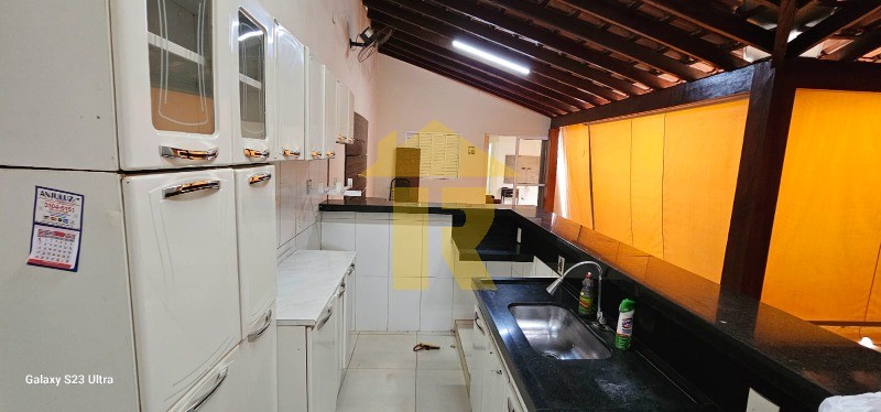 Casa de Condomínio com 3 quartos à venda e aluguel, 120m² — foto 9 de 10