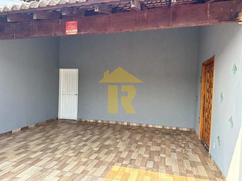 Casa com 2 quartos à venda, 135m² — foto 2 de 17