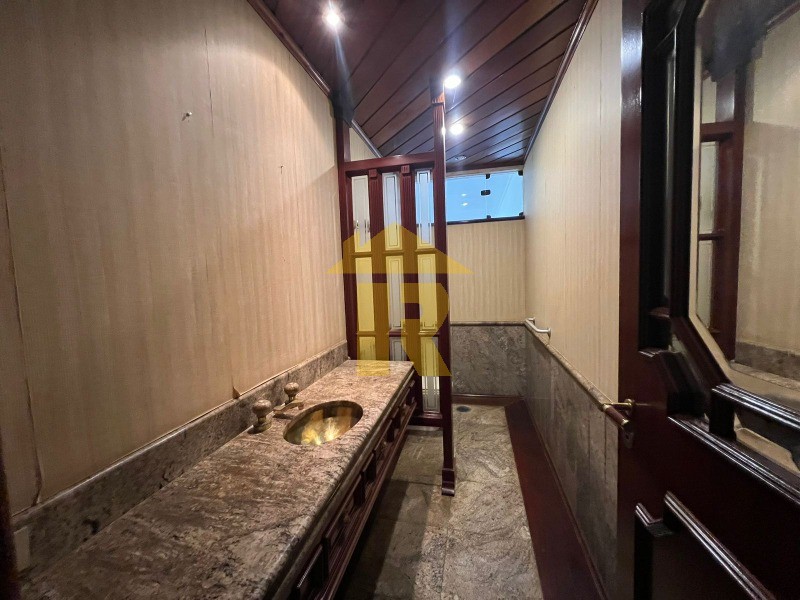 Casa com 4 quartos à venda e aluguel, 500m² — foto 18 de 40
