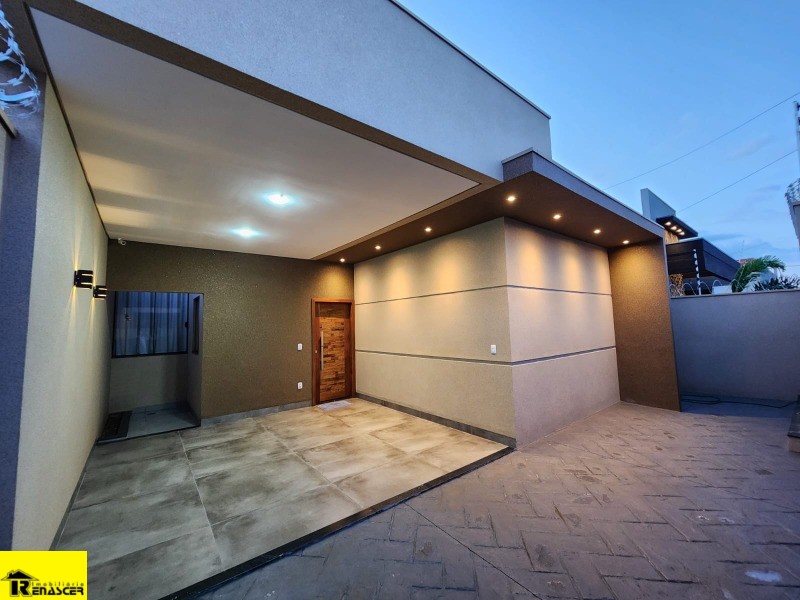 Casa com 3 quartos à venda, 120m² — foto 2 de 16