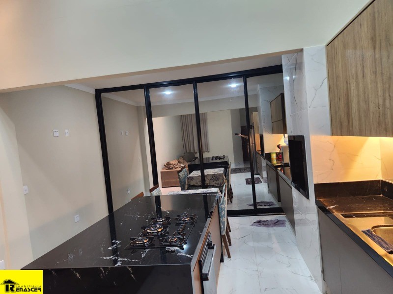Casa com 3 quartos à venda, 120m² — foto 8 de 16