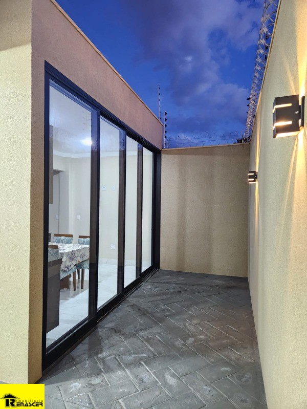 Casa com 3 quartos à venda, 120m² — foto 9 de 16