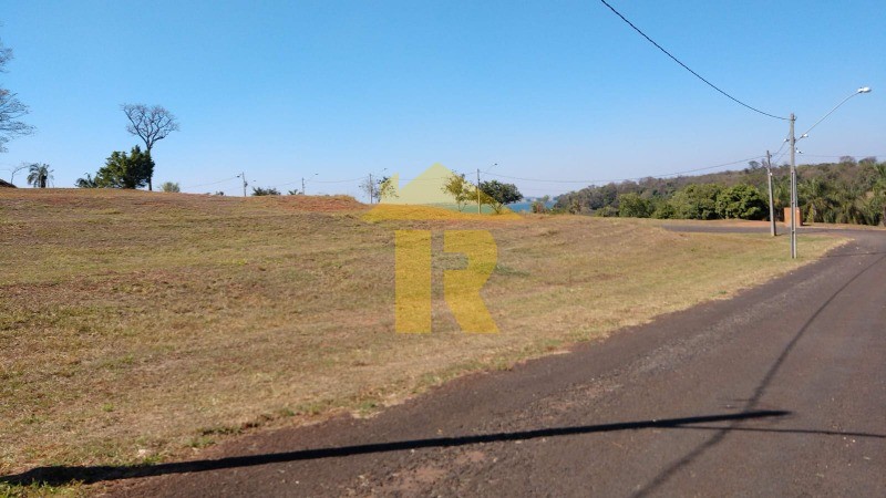 Terreno / Lote / Condomínio  à venda, 850m² — foto 2 de 27