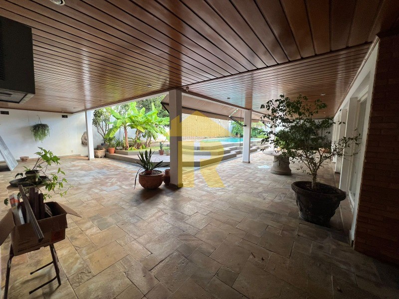 Casa com 4 quartos à venda e aluguel, 500m² — foto 30 de 40