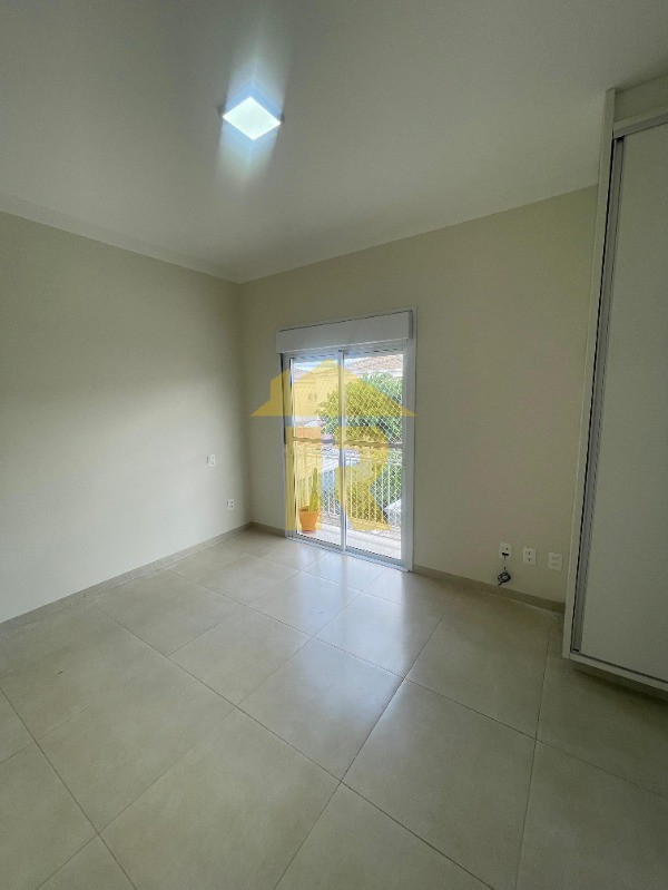 Casa de Condomínio com 3 quartos à venda e aluguel, 160m² — foto 9 de 19