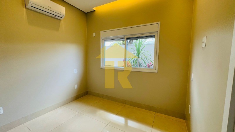 Casa de Condomínio com 3 quartos à venda, 168m² — foto 15 de 32