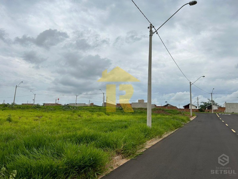 Terreno / Lote / Condomínio  à venda, 200m² — foto 2 de 6