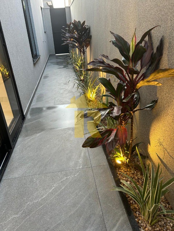 Casa de Condomínio com 3 quartos à venda, 213m² — foto 12 de 13