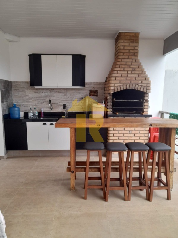 Casa com 3 quartos à venda, 141m² — foto 26 de 33