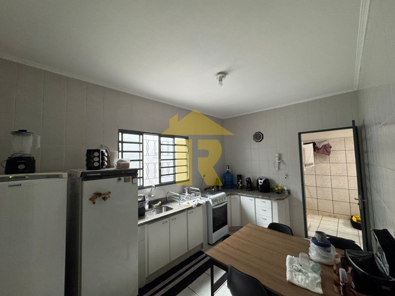 Casa com 3 quartos à venda, 175m² — foto 11 de 11