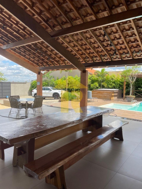 Casa com 5 quartos à venda e aluguel, 500m² — foto 7 de 14