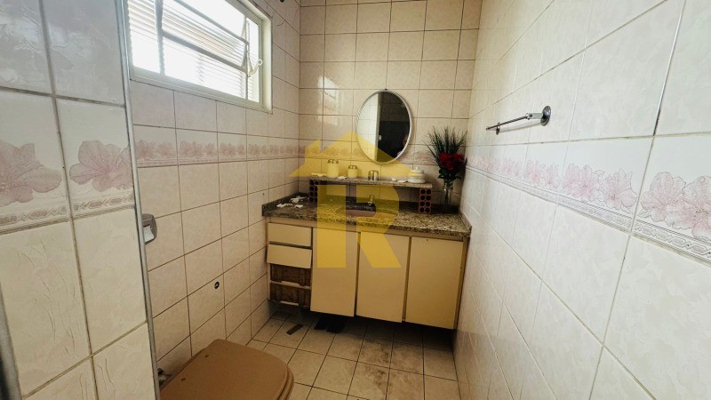 Casa com 2 quartos à venda, 193m² — foto 13 de 19