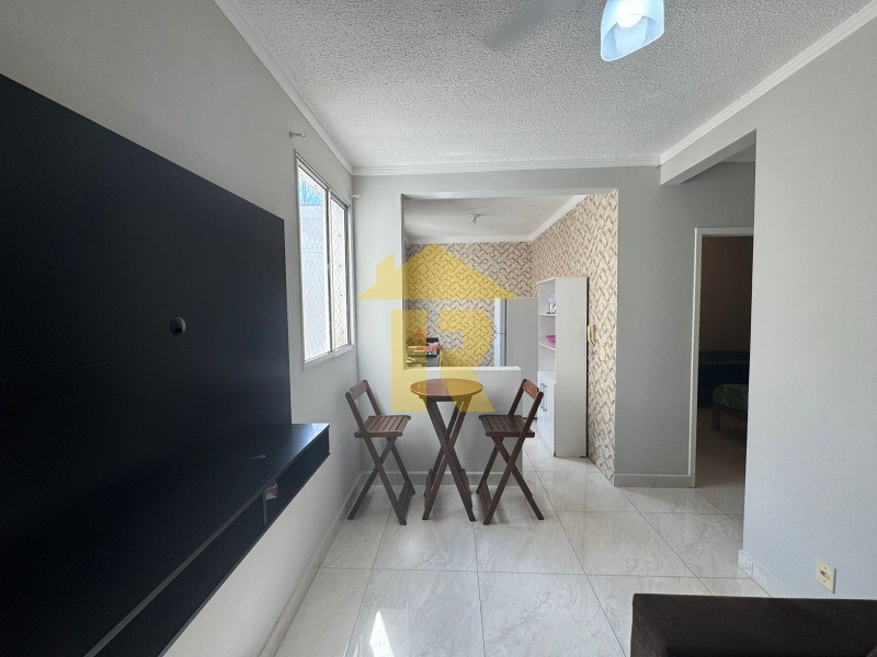 Apartamento com 2 quartos à venda, 45m² — foto 2 de 13
