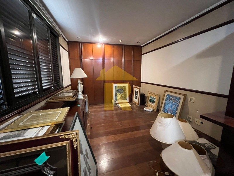 Casa com 4 quartos à venda e aluguel, 500m² — foto 16 de 40