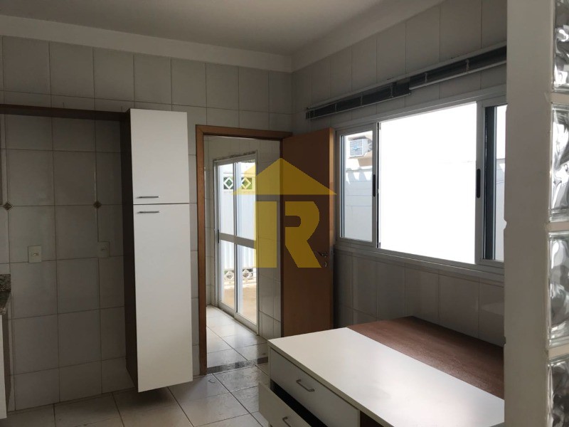 Casa de Condomínio com 4 quartos à venda, 125m² — foto 13 de 16