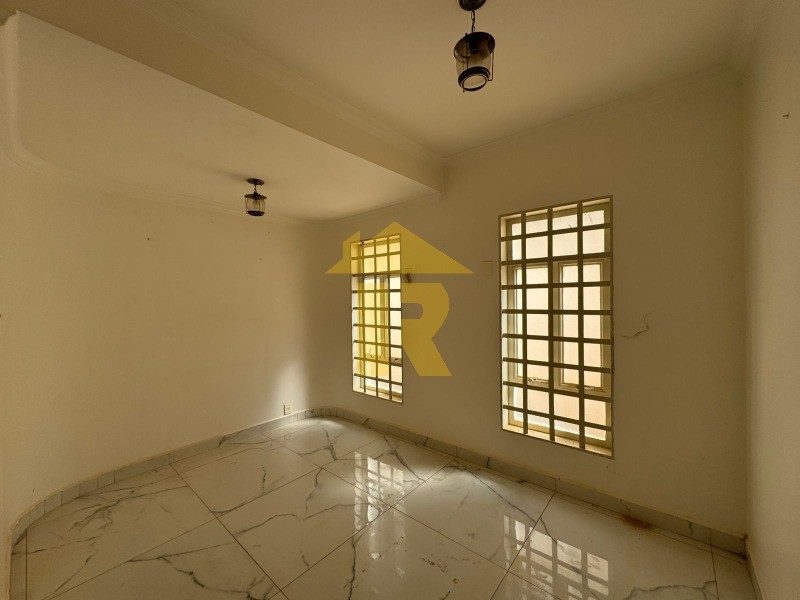 Casa com 3 quartos à venda, 500m² — foto 6 de 39