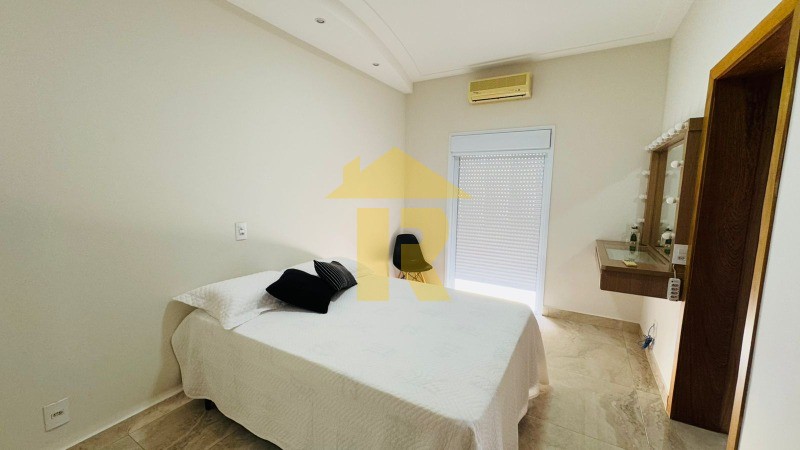 Casa de Condomínio com 4 quartos à venda, 300m² — foto 26 de 32