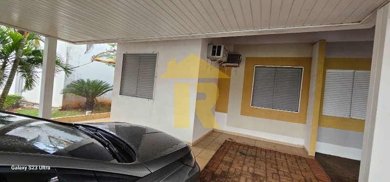 Casa de Condomínio com 3 quartos à venda e aluguel, 120m² — foto 1 de 10