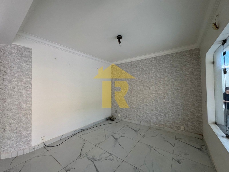 Casa com 3 quartos à venda, 500m² — foto 12 de 39