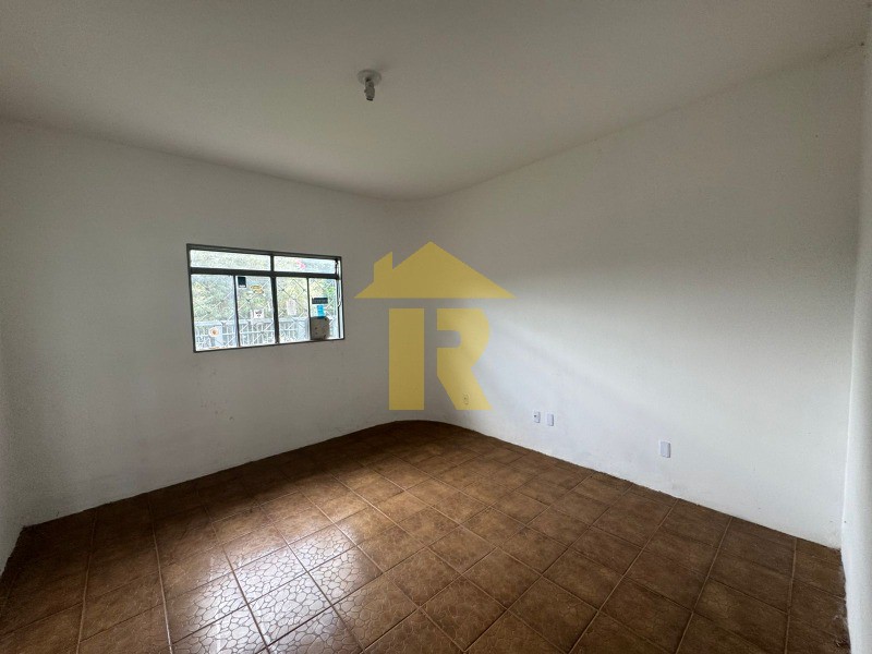 Casa com 3 quartos à venda, 450m² — foto 5 de 19