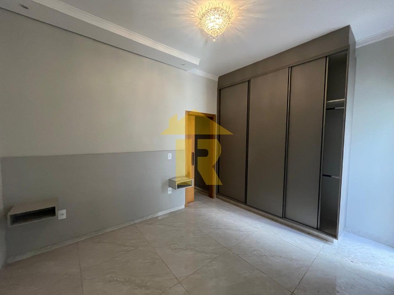 Casa de Condomínio com 3 quartos à venda, 165m² — foto 9 de 24