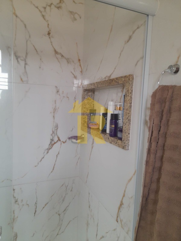 Casa com 3 quartos à venda, 141m² — foto 17 de 33