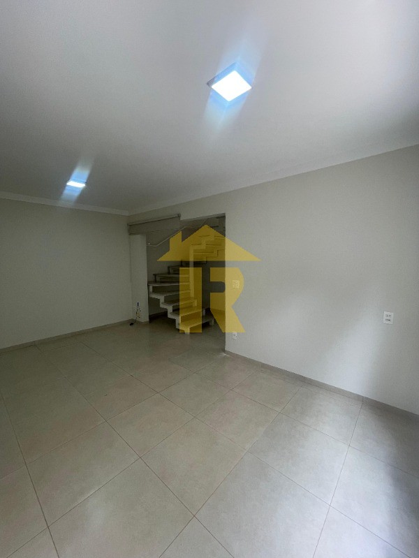 Casa de Condomínio com 3 quartos à venda e aluguel, 160m² — foto 5 de 19