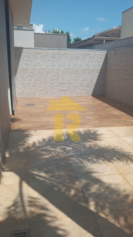 Casa de Condomínio com 3 quartos à venda, 196m² — foto 17 de 21