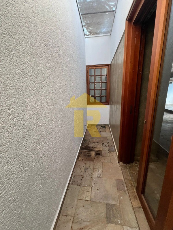 Casa com 4 quartos à venda e aluguel, 500m² — foto 40 de 40