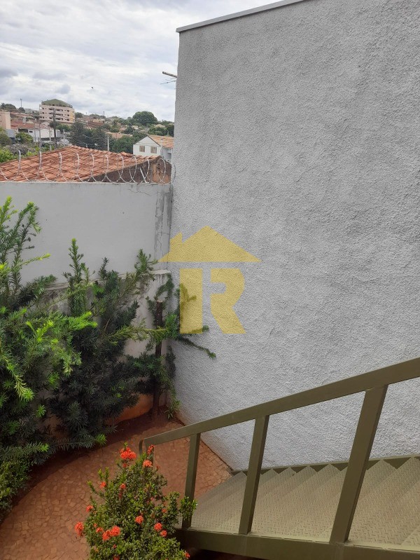 Casa com 3 quartos à venda, 141m² — foto 31 de 33
