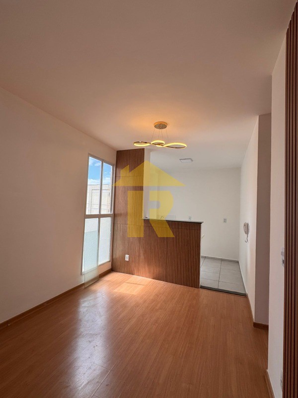 Apartamento com 2 quartos à venda, 45m² — foto 1 de 11