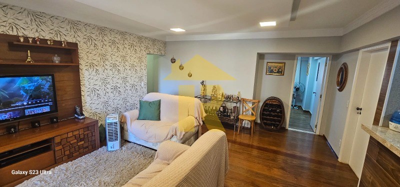 Apartamento com 3 quartos à venda, 132m² — foto 2 de 35
