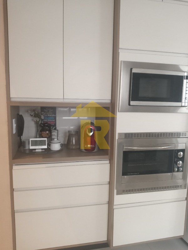 Casa de Condomínio com 3 quartos à venda, 196m² — foto 13 de 21