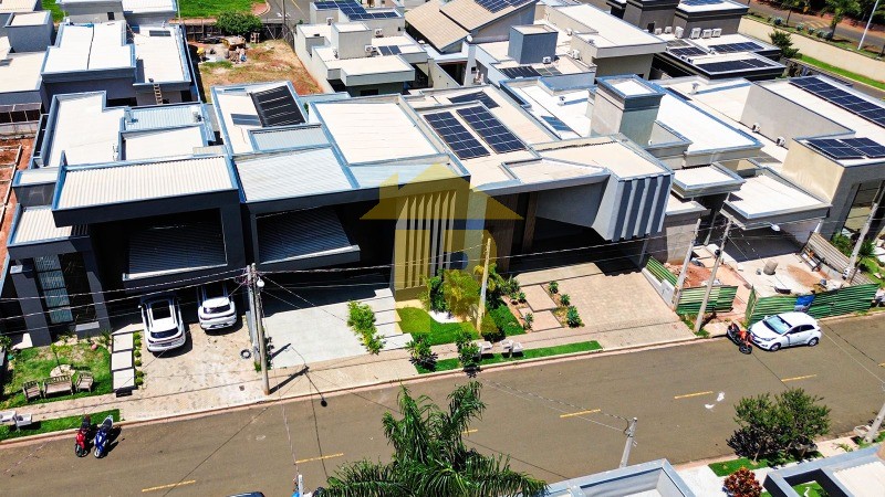 Casa de Condomínio com 3 quartos à venda, 225m² — foto 22 de 27