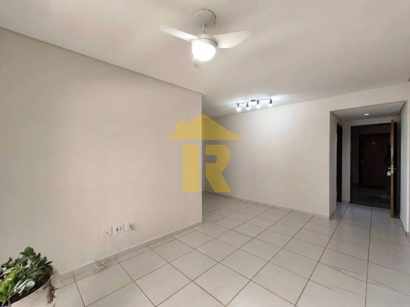 Apartamento com 2 quartos à venda, 72m² — foto 3 de 15