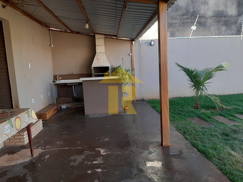 Casa com 3 quartos à venda, 145m² — foto 18 de 19