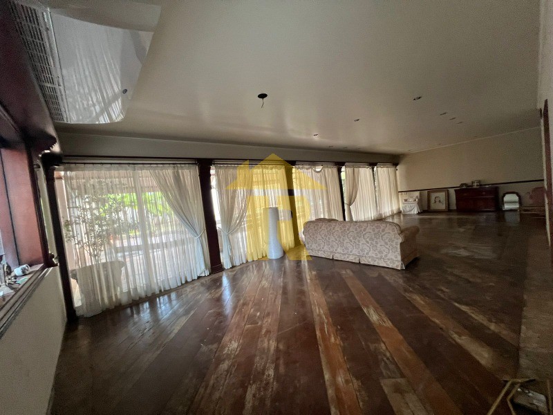 Casa com 4 quartos à venda e aluguel, 500m² — foto 8 de 40